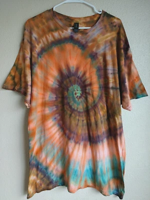 Camisa tie dye espiral feita à mão unissex masculina feminina tamanho XL algodão hippie Gildan (T090) - Imagem 1 de 3