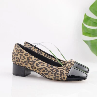 Женские туфли-лодочки Clarks модель Chartli Diva размер 8 M коричневые леопардовые замшевые на блочном каблуке - Изображение 1 из 4