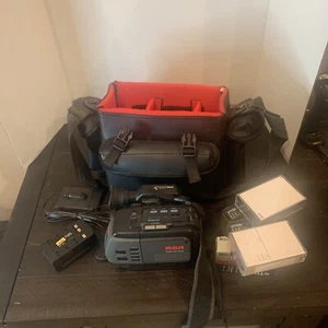 Vintage RCA CC180 VHS-C Compact VHS Camcorder & Charger Bundle (Needs Battery) - Picture 1 of 12