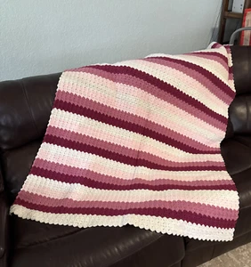 Vinage Granny Handmade Crochet Afghan Throw Knitted Blanket 64 x 46 - Picture 1 of 6