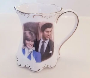 Prinzessin Diana Tasse Der Prinz von Wales Hochzeit mit Diana Spencer Vintage  - Bild 1 von 6