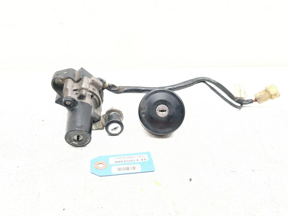 09-20 Yamaha Vmax 1700 VMX17 Ignition Gas Cap & Seat Lock Ignition Switch Set - Image 1 of 4