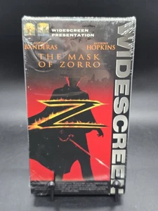 New The Mask of Zorro (VHS Widescreen) New Sealed *Has Tear Hopkins  Banderas  - Bild 1 von 6