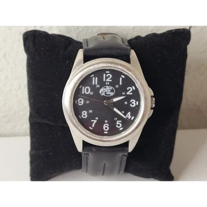 Bass Pro Shops Uhr schwarzes Zifferblatt rund silberfarbenes Gehäuse funktioniert neue Batterie - Bild 1 von 8