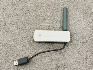 XBOX 360 - WiFi Network Adapter - Official Microsoft Adapter Working Tested - Picture 1 of 7