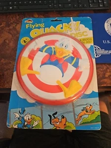 Vintage 1980's Spectra Star Flying Quacky Disc, Donald Duck Frisbee NOS, Venture - Picture 1 of 11