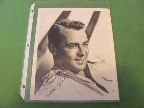 Alan Ladd Black & White Signed Photograph 8" X 10" Cover