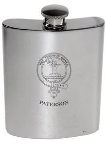 Frasco de riñón de peltre pulido Paterson Family Crest 6 oz - Imagen 1 de 1