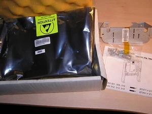 NEW - Telemecanique 806711 VW3A3202 ATV61/ATV71 CT EXT OPT S/A open original box - Imagen 1 de 4
