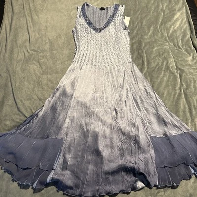 NUEVO Vestido KomaRov Cuentas en Niveles Talla Foto 1 de 4