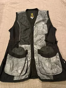 Men's BROWNING Black & Gray Leather Pad Mesh Shooting Vest Size XL - Picture 1 of 7