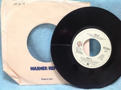 Devo - Turn Around / Whip It - Warner WBS49550 Vinyl 7" Record (1980) - Image 1 of 3