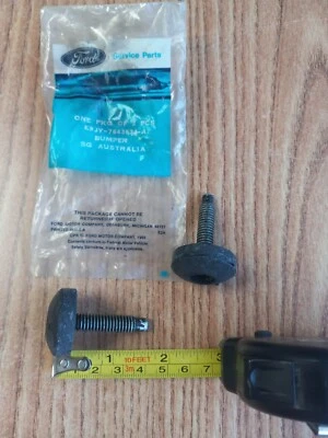 Parafusos de para-choque dianteiro/traseiro Ford PKG *2 ferragens 1989,90 MERC LYNX E9JY-7643634-A - Imagem 1 de 3