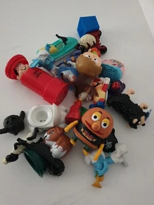JOBLOT OF 20 Assorted McDonald's TOYS - Picture 1 of 2