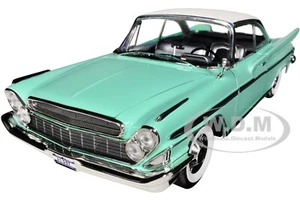 1961 DESOTO AVVENTURIERO VERDE CHIARO 1/18 MODELLINO PRESSOFUSO DA STRADA FIRMA 92738 - Foto 1 di 6