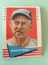 1961 FLEER MORDECAI BROWN CHICAGO CUBS BASEBALL CARD - VERY GOOD 