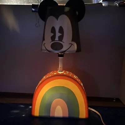 Lámpara de luz doble iluminada arco iris de cerámica luz nocturna Mickey Mouse luz nocturna Foto 1 de 4