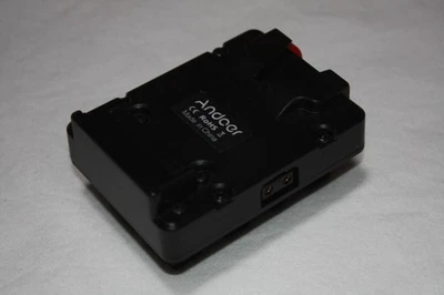 Placa de conversión de batería Andoer WY-VL-F para montaje en V, compatible con uso NP-F970 Foto 1 de 3