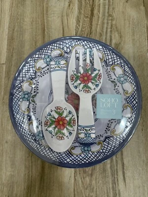 Tigela de salada ou macarrão azul floral com 2 utensílios Soho Loft melamina NOVO!! - Imagem 1 de 4