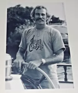 Large Jimmy Buffett 1977 on a sailboat b/w Parrothead Approved Poster 19"x13" - Picture 1 of 1
