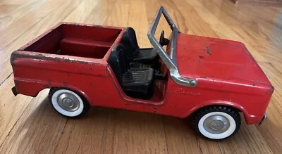 Camión coleccionable de juguete de acero prensado rojo Ford Bronco años 60 Nylint Foto 1 de 4