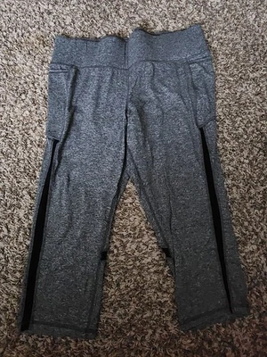 Livi Women’s Grey Capri Leggings 22/24 - Imagem 1 de 3