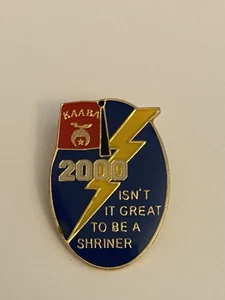 Isn’t It Great To Be A Shriner 2000 KAABA Lapel Pin P110 - Picture 1 of 4