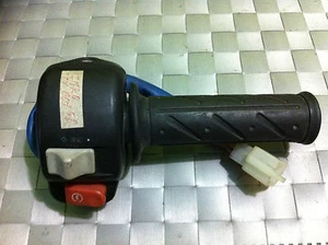 F-25 KYMCO TOP BOY MANDO PIÑA INTERRUPTOR SWITCH GEAR LENKER SCHALTER - Foto 1 di 1
