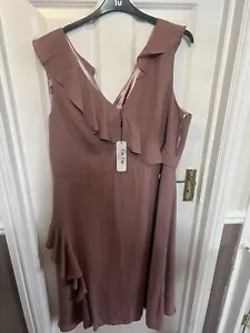 BNWT CHI CHI LONDON CURVE DRESS SIZE 24 - DUSKY PINK FORMAL COCKTAIL Ruffle Trim - Picture 1 of 3