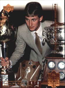 1999 Wayne Gretzky Living Legend #81 Wayne Gretzky/Wins first Art Ross 
