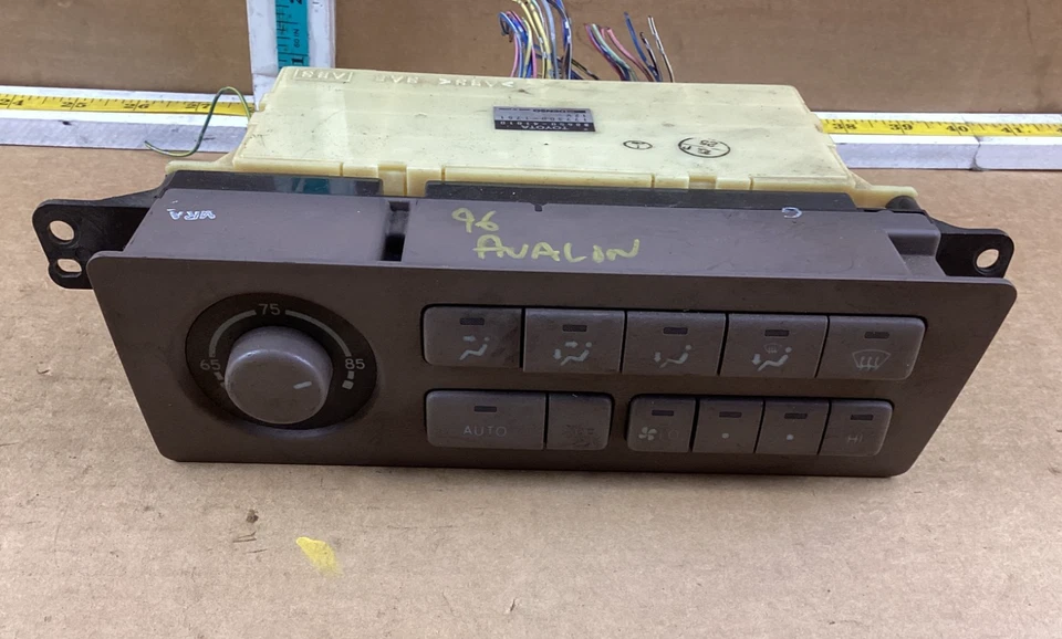 Оригинальный климат-контроль температуры нагревателя переменного тока Toyota Avalon 1995-1997 годов выпуска 88650-41010 - Изображение 1 из 4