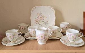 20 PC Rare Vintage Royal Grafton Trios Tea Set, Floral Pattern 8292, c.1957 - Picture 1 of 10