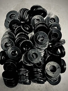 (100) 1/4 & 6 mm flache Unterlegscheiben SAE Schwarzoxid SCHWARZ (5/8 OD x 0,281 ID x 1/16) - Bild 1 von 8