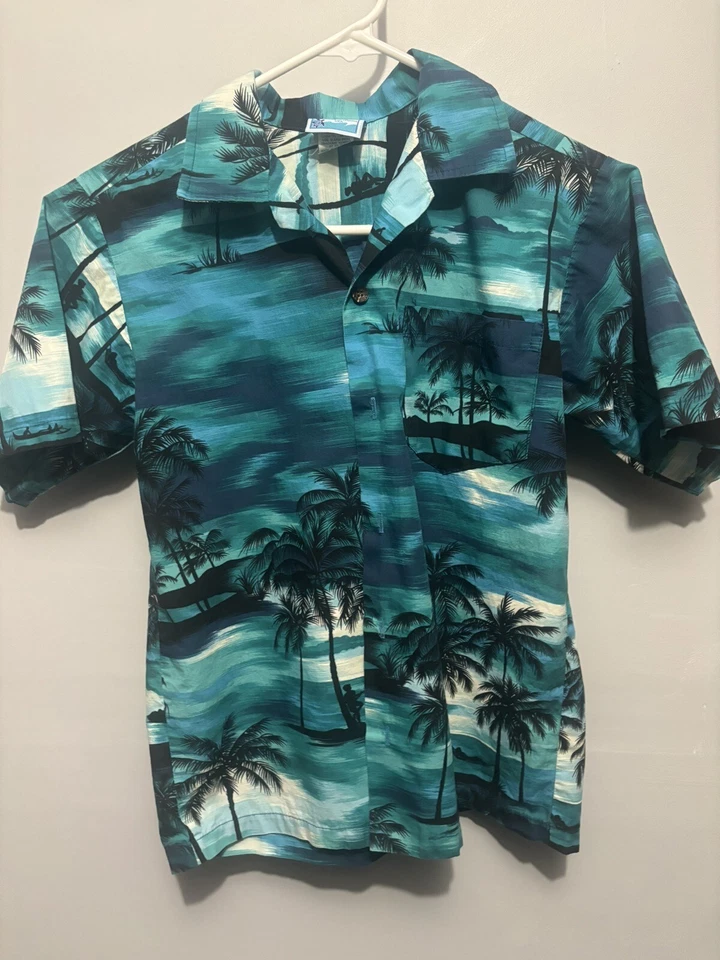 RJC Hawaii Palm trees/Island Print Button Up Hawaiian Shirt Youth 18 Made In USA - Image 1 of 4