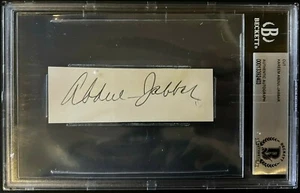 ๐ฅ๐ฅ KAREEM ABDUL-JABBAR LA LAKERS UCLA SIGNED AUTOGRAPH SLAB CUT BECKETT COA - Picture 1 of 1