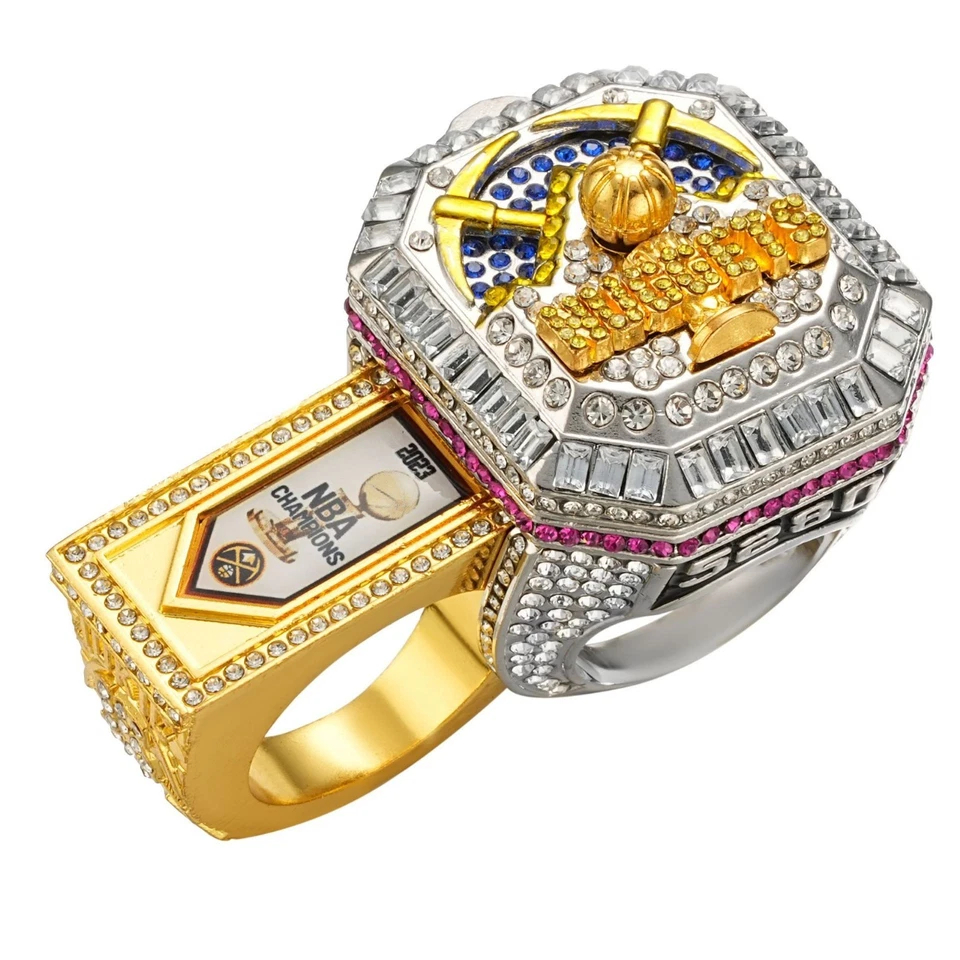 Anillo Denver Nuggets NBA 2023-Nikola Jokic Foto 1 de 4