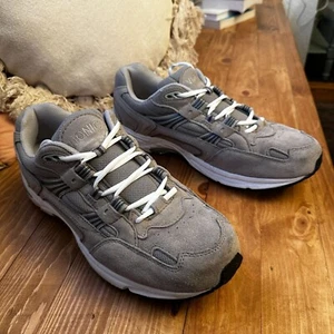 Vionic Mens Walker Athletic Shoes Size 13 Gray Suede & Mesh Lace-Up Comfortable - Picture 1 of 8