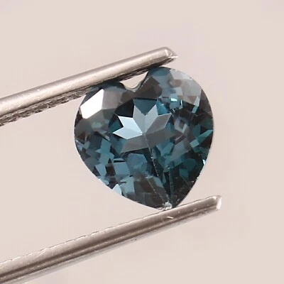 AAA 8x8 MM Natürlich Blau Grün Mosambik Turmalin Lose Herz Edelstein Schnitt - Bild 1 von 4
