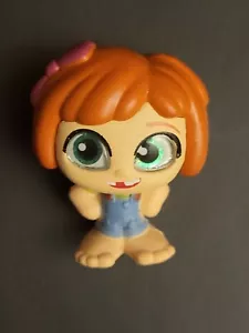 Young Ellie - Up - Esclusiva Portaoggetti Disney - Foto 1 di 1