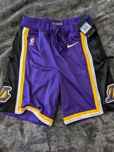 NBA Nike Los Angeles Lakers Statement Edition Courtside 2019-2020 Shorts Gr. M - Bild 1 von 6