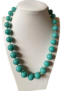 Collar anudado con cuentas de acrílico Lucite color verde azulado 18 pulgadas vintage - Imagen 1 de 9