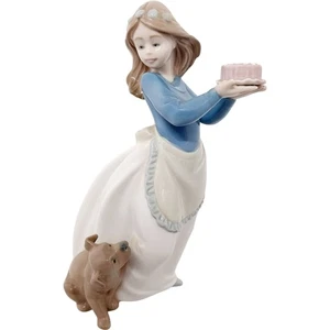 Nao Lladro Puppy Birthday Girl Figurine Collectable 19cm High - Picture 1 of 8