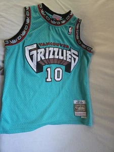 NBA Vancover Grizzles. Youth Large. 12-14.#10 Bibby. Hardwood Classics. - Picture 1 of 11
