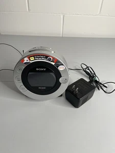 Sony Dream Machine FM/AM CD Clock Radio Alarm iPod iPhone Dock ICF-CD3iP (Read) - Picture 1 of 9