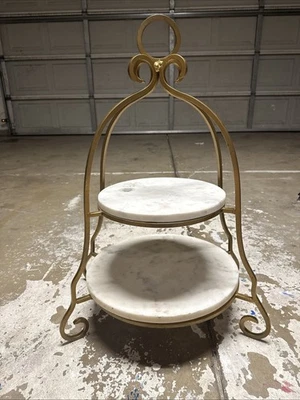 Bandeja moderna de dos niveles para servir con soporte de exhibición de alimentos mármol  Foto 1 de 4