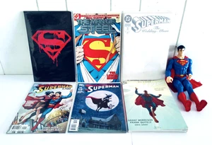 Superman #75 Black Bag🔥 + Bonus🔑 KEYS & Action Figure - Picture 1 of 3