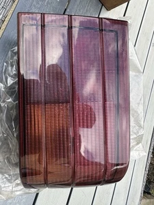 New Jaguar XJ40 Rear Light Cluster R/H 1987 - 1994 DBC 11642, - Picture 1 of 3