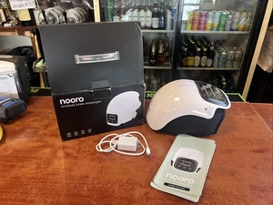 Nooro Massaggiatore Ginocchio Smart Wireless Luce Terapia Termica con Caricatore Riscaldamento Calore - Foto 1 di 9