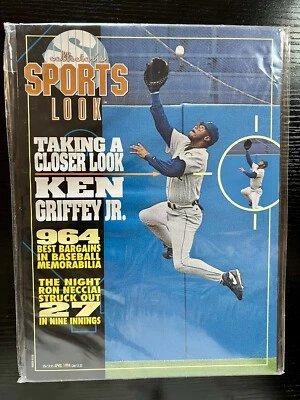 Collectors Sports Look~Ken Griffey Jr.~April~1994~Excellent Condition Foto 1 de 4