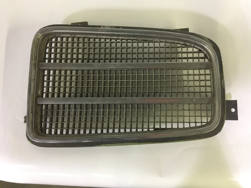 Pontiac Lemans 1972 parrilla lateral derecha original 486307 Foto 1 de 4